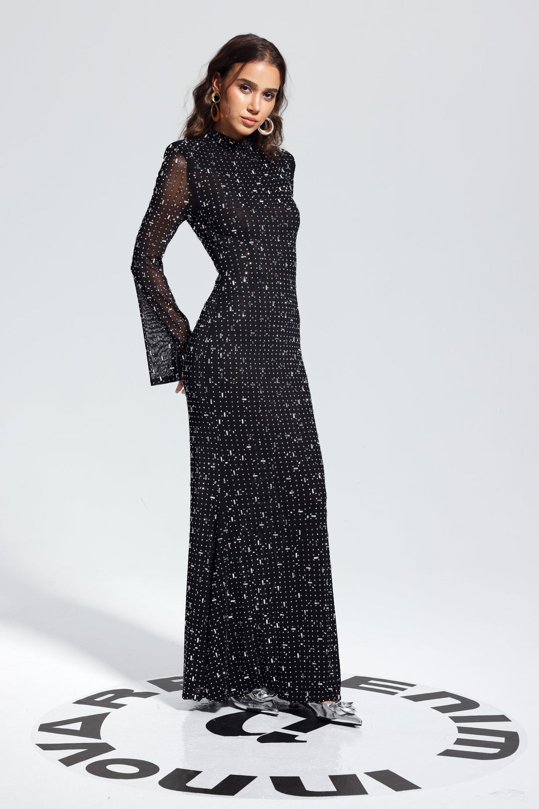 Strass Detaylı Uzun Kollu Maxi Elbise