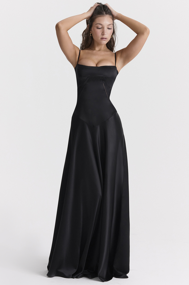 Siyah Dantel Maxi Elbise