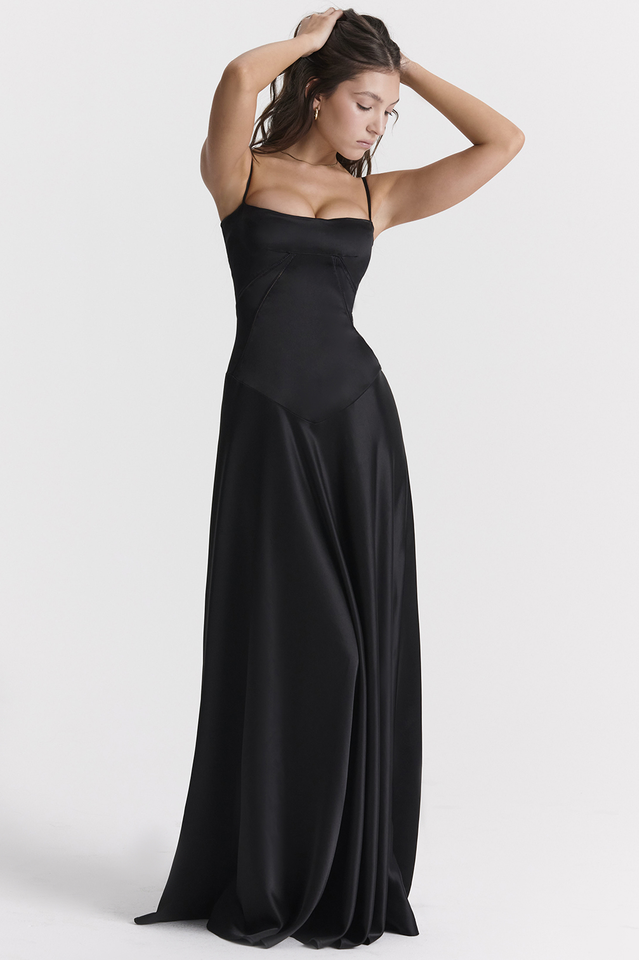 Siyah Dantel Maxi Elbise