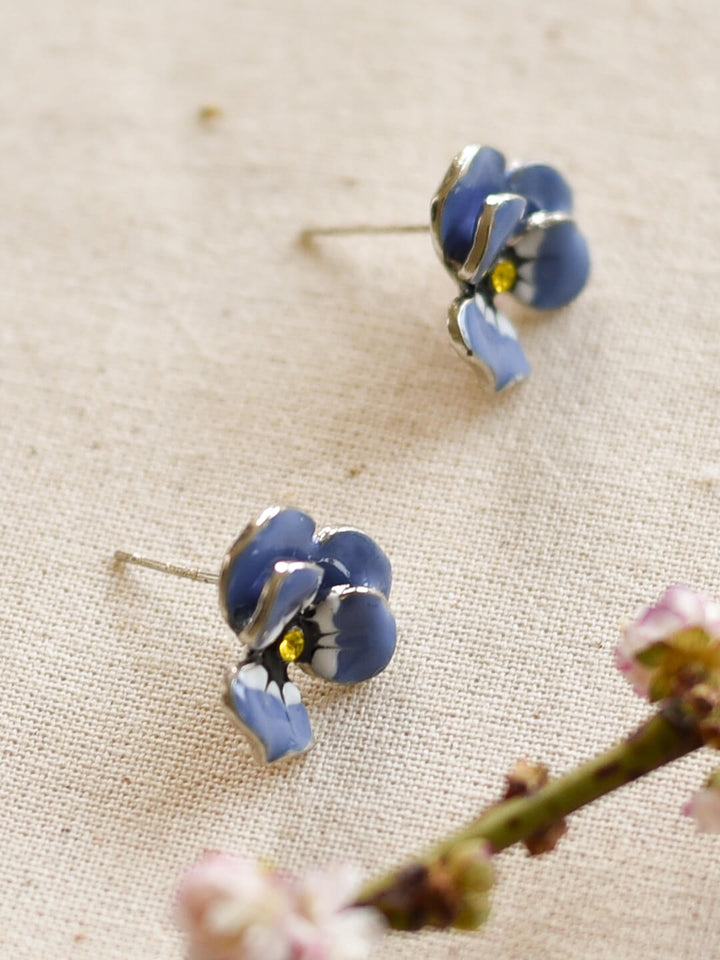 Minimal Mavi Açan Çiçek Küpeler