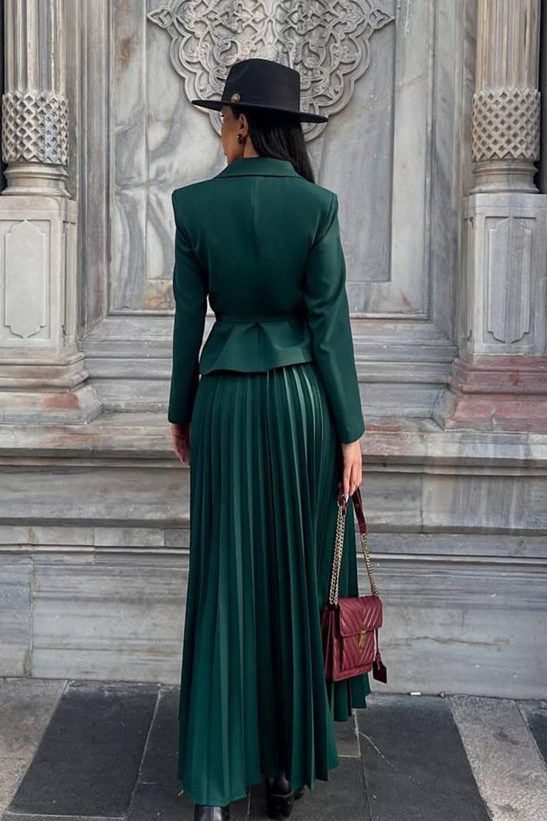Floransa Kemerli Blazer ve Plise Etek Seti