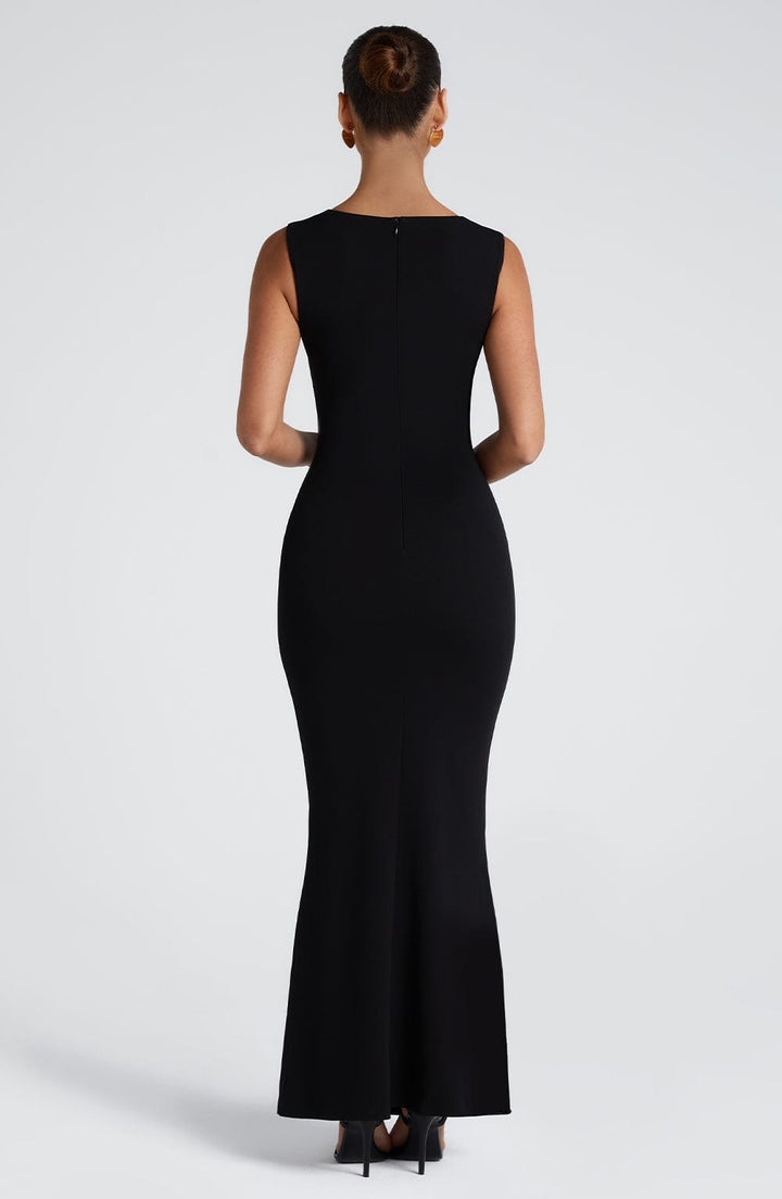 Helena Siyah Maxi Elbise