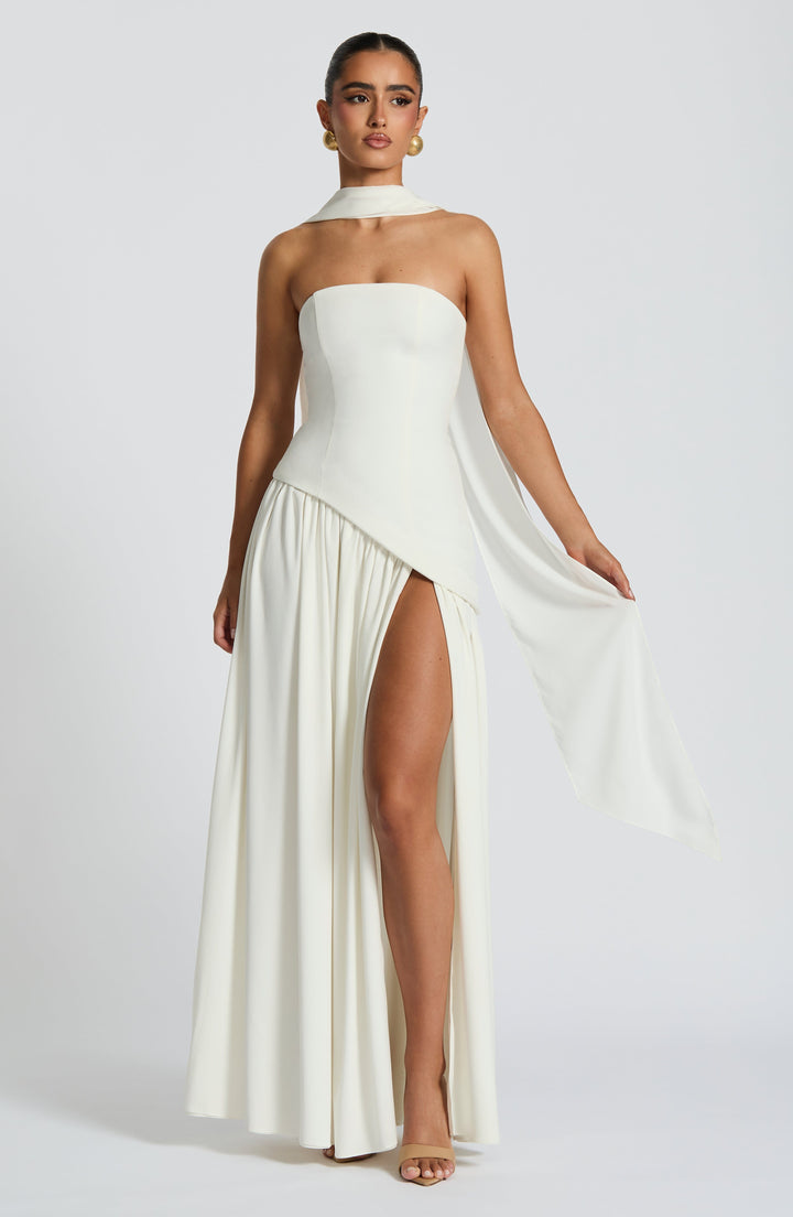 İvory Maliyah Maxi Elbise