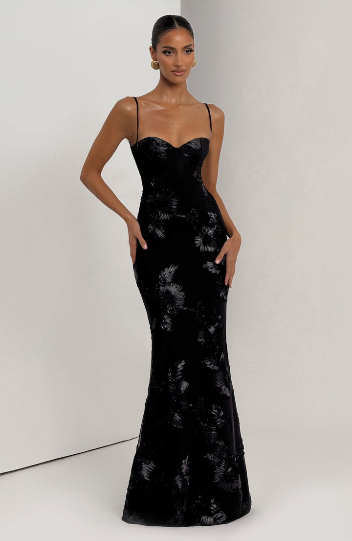 Nefertiti Siyah Maxi Elbise