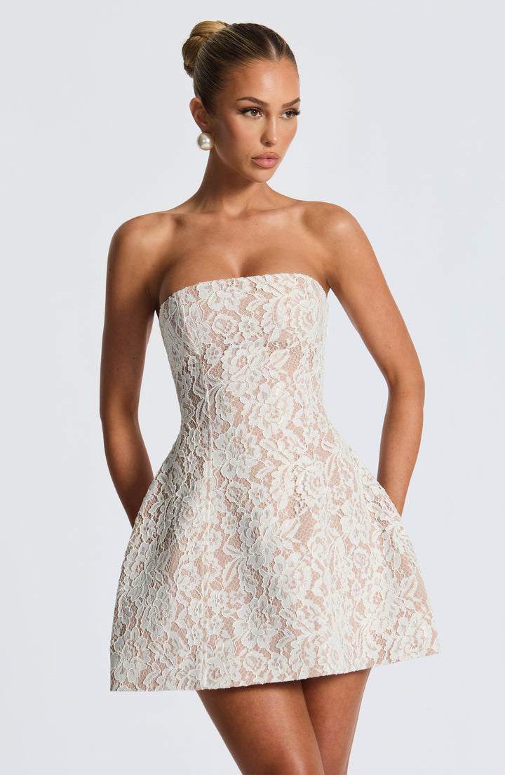 İvory Renkli Salone Mini Elbise