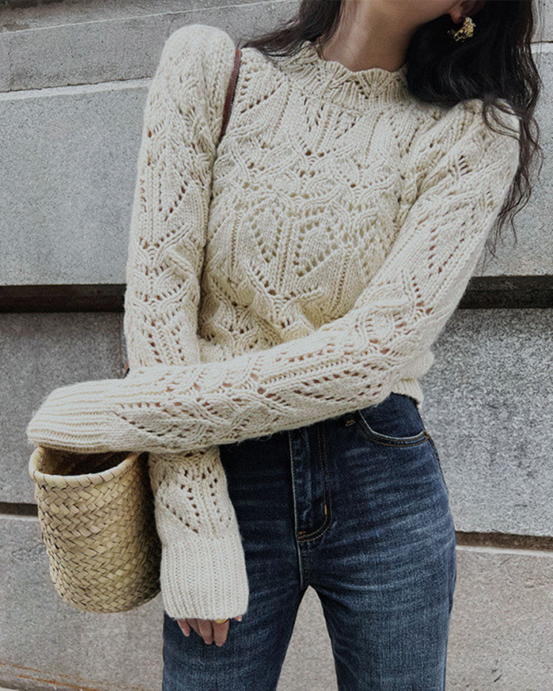 Off White Yuvarlak Yaka Modern Kesik Kazak