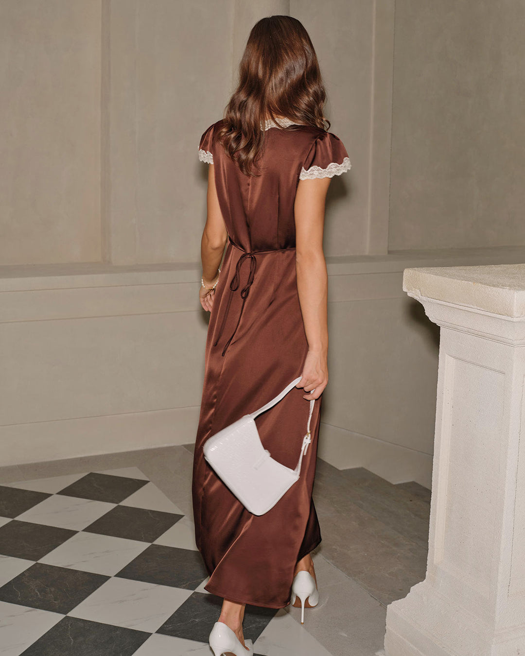 Brown Satin V Yaka Dantel Maxi Elbise